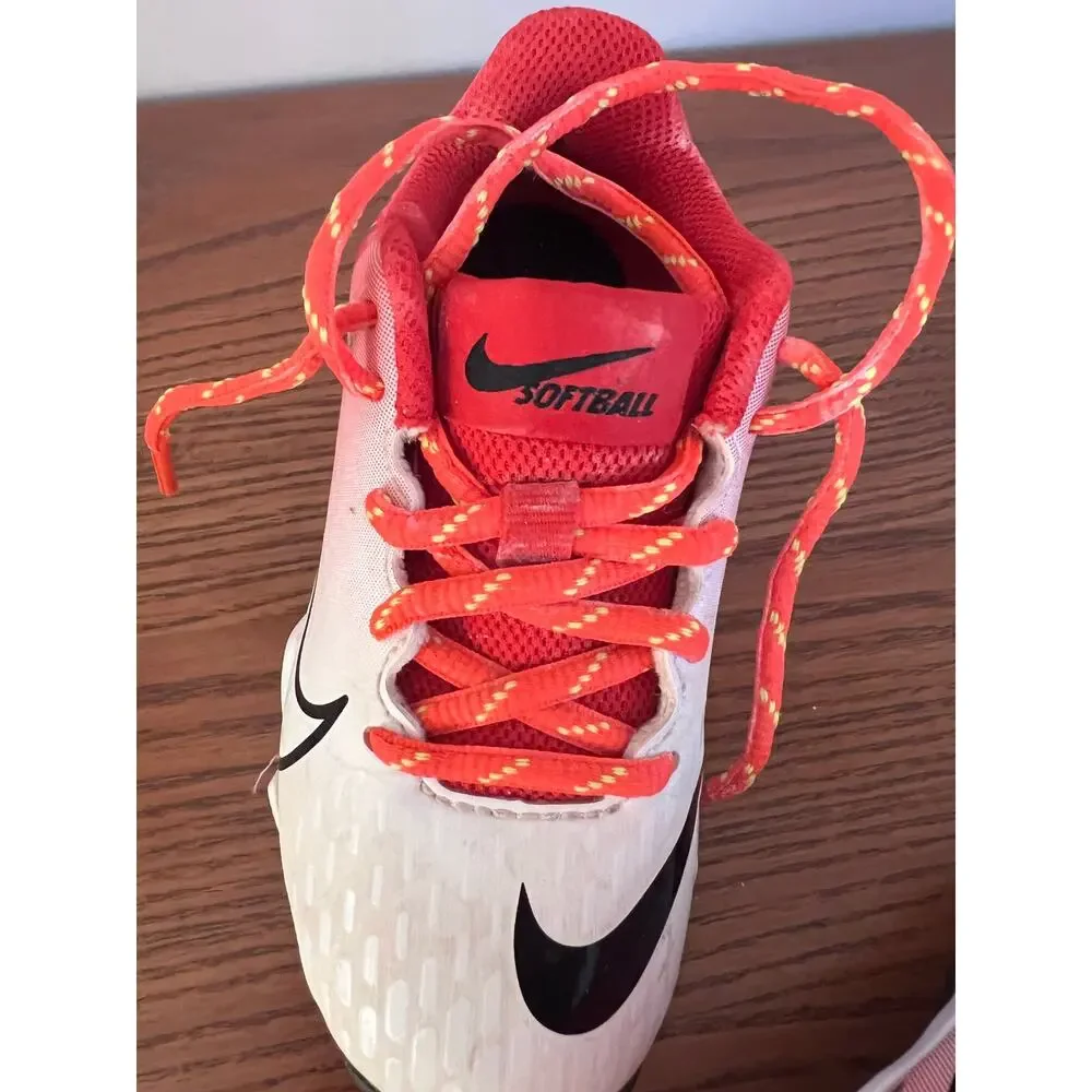 Nike Girls' Hyperdiamond 4 Keystone GG softball cleats Size 10C